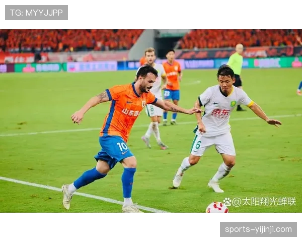 泰山瓦科自由人角色定位 边路爆点与中路渗透战术结合